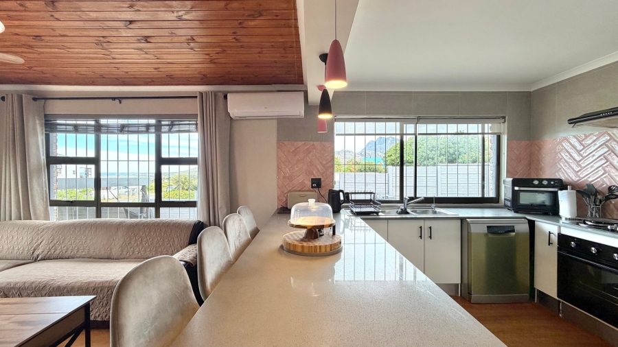 3 Bedroom Property for Sale in Palmiet Western Cape